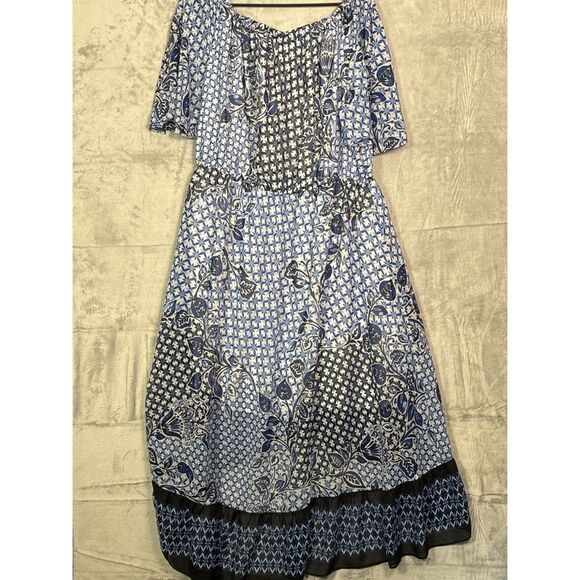 Nine West Blue Floral Off the Shoulder High Low Flowy Fully Lined Dress Size 18 - Picture 11 of 11